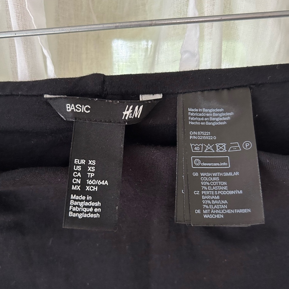 H&M - Picture 2 of 2